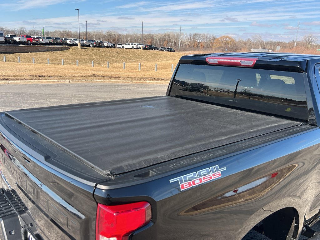 Used 2022 Chevrolet Silverado 1500 LT Trail Boss w/ Bed Protection Package image 38