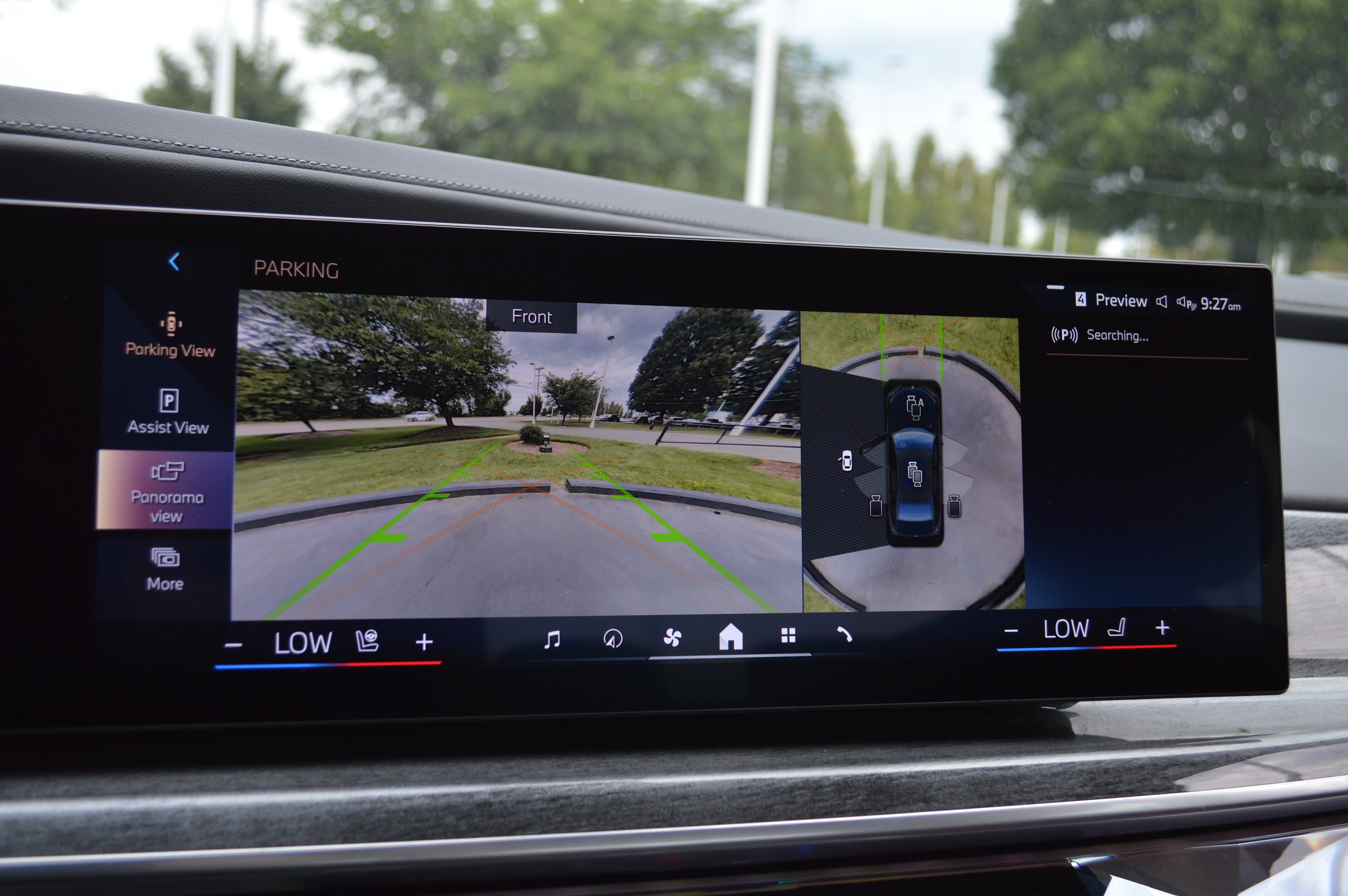 Certified 2023 BMW i7 xDrive60 w/ Executive Package 2 AWD/4WD image 21