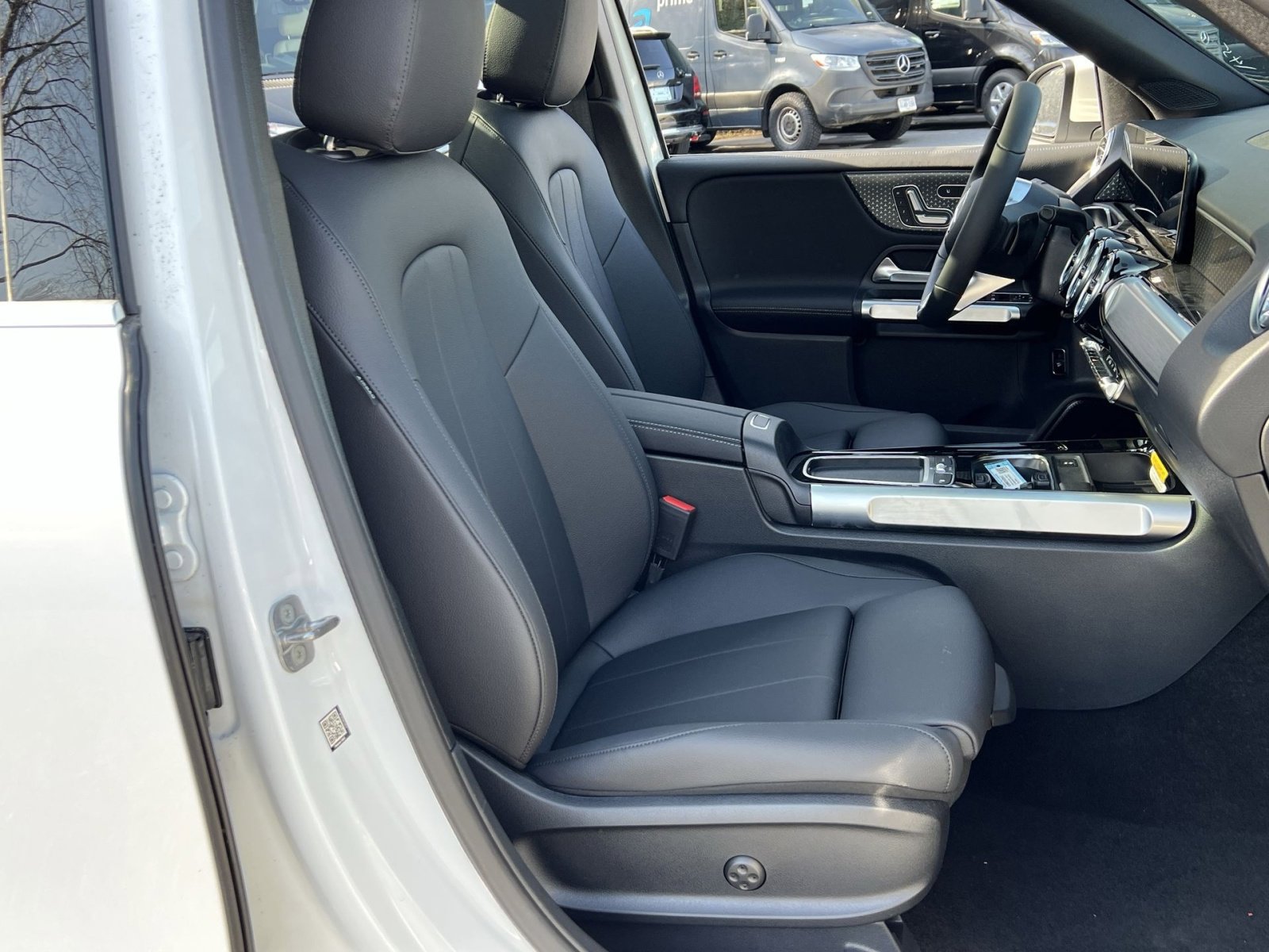 New 2026 Mercedes-Benz GLB 250 4MATIC image 26