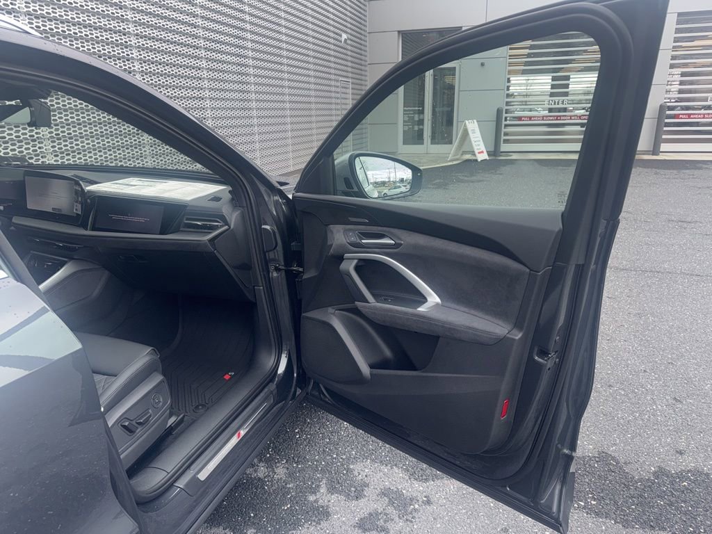 New 2026 Audi SQ5 Premium Plus image 10