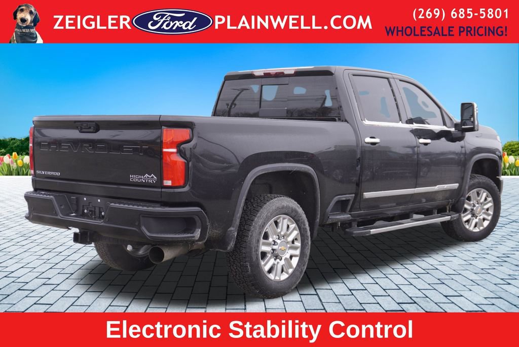 Used 2024 Chevrolet Silverado 2500 High Country image 9
