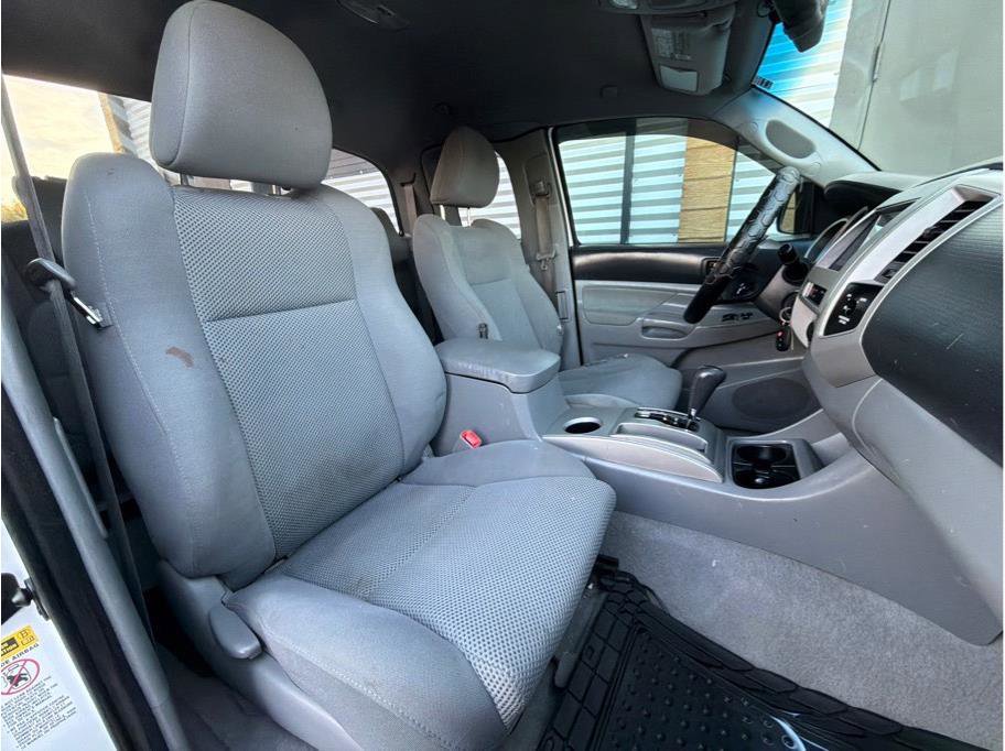 Used 2010 Toyota Tacoma 4x4 Access Cab V6 image 22