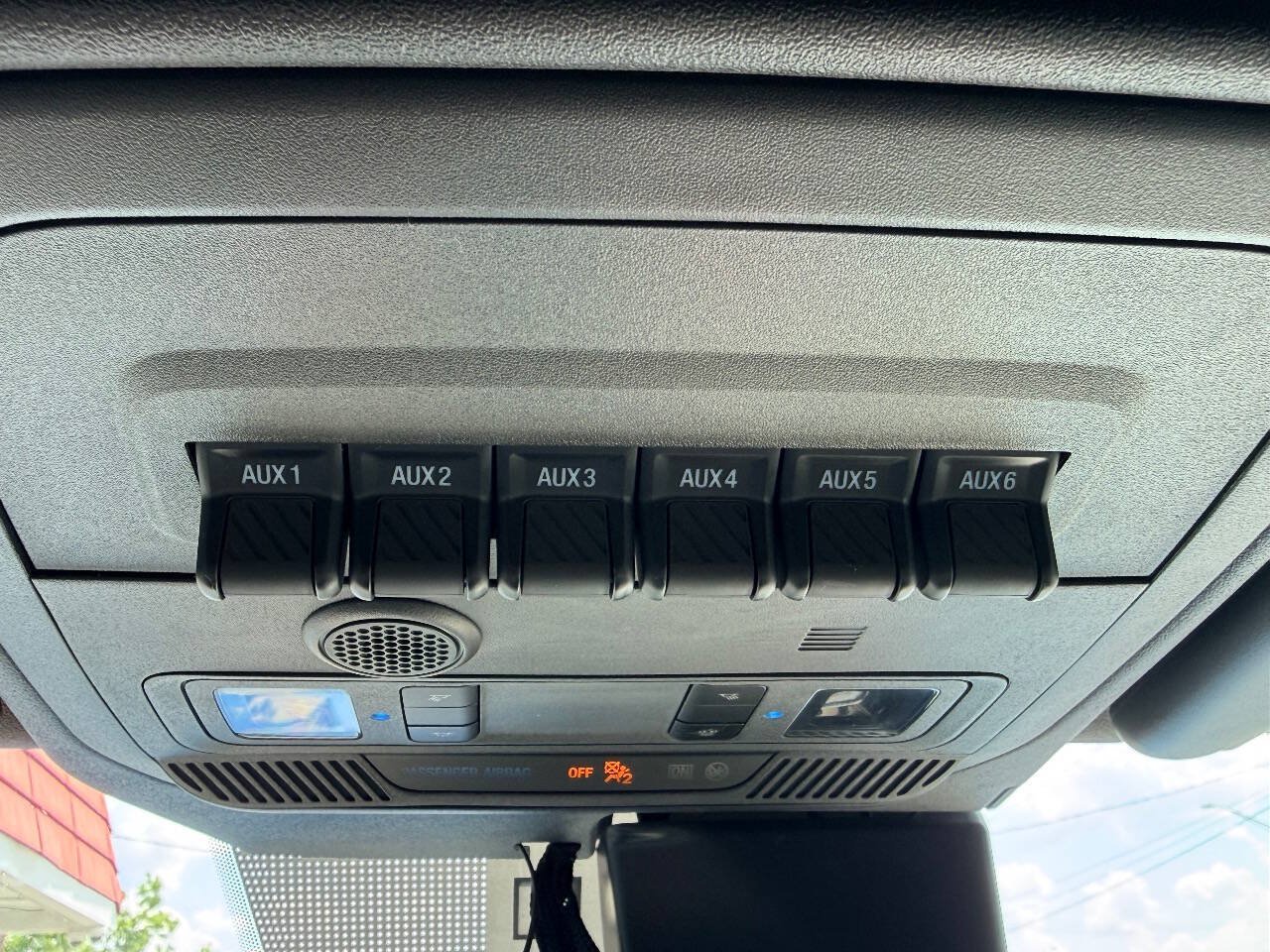 Used 2022 Ford Bronco Wildtrak AWD/4WD image 29