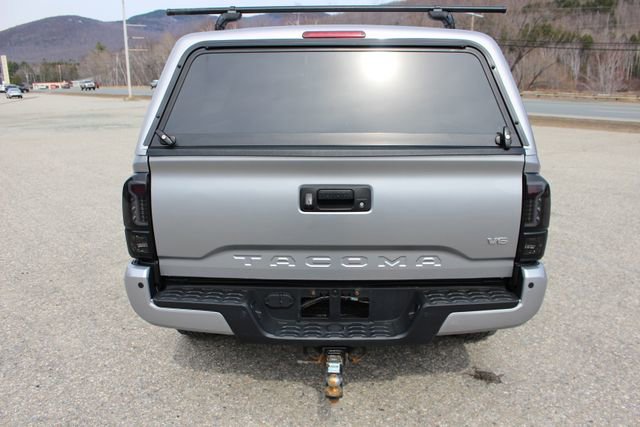 Used 2020 Toyota Tacoma TRD Sport w/ TRD Premium Sport Package image 40