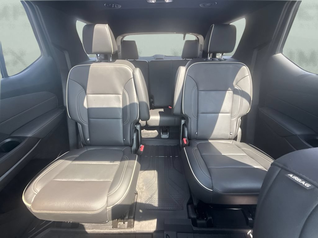 Used 2023 Chevrolet Traverse Premier w/ Redline Edition FWD image 7