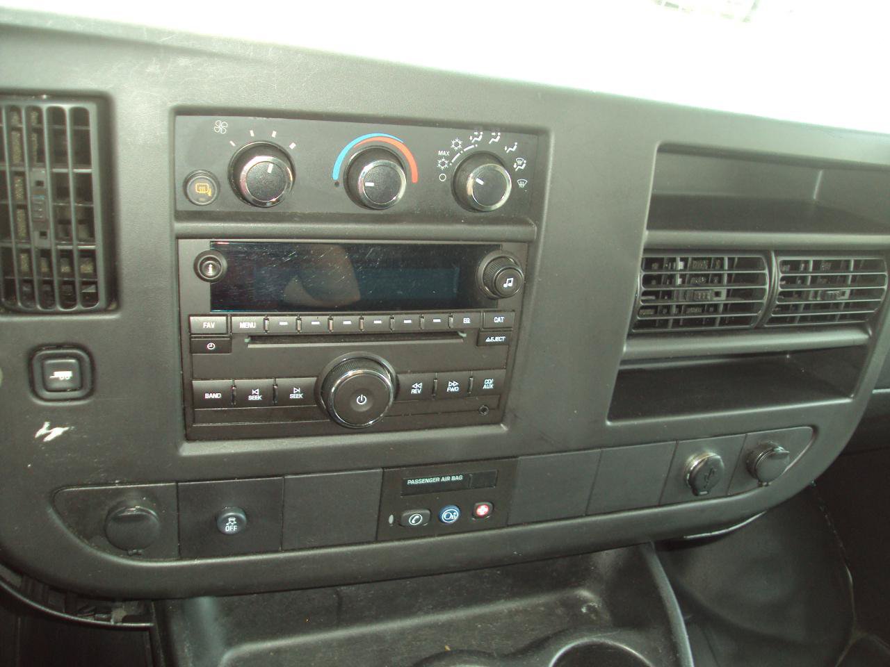 Used 2012 Chevrolet Express 1500 AWD w/ Power Package image 19