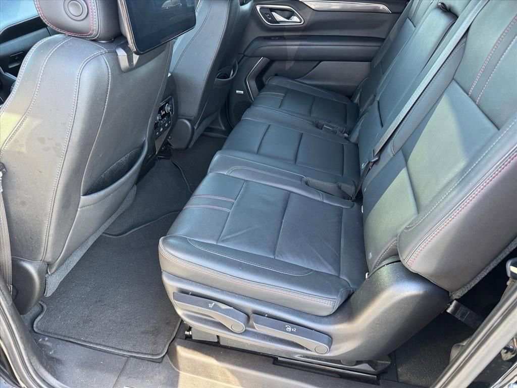 Used 2021 Chevrolet Suburban RST w/ Rear Media and Nav Package image 9