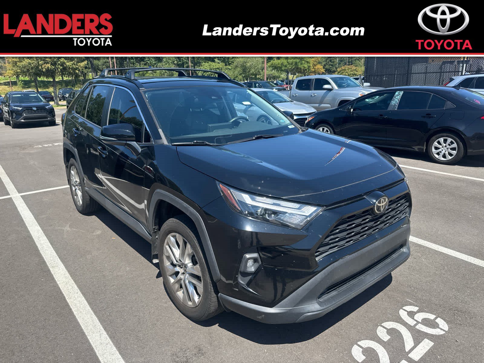Used 2023 Toyota RAV4 XLE Premium FWD image 1