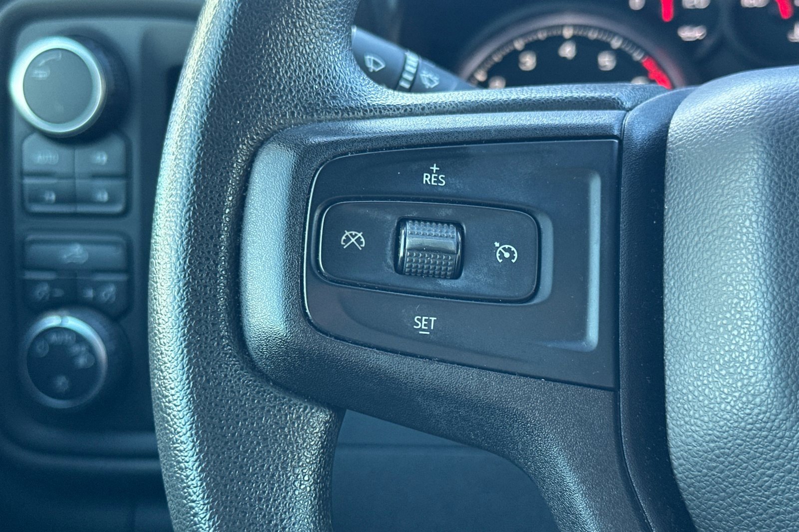 Used 2021 Chevrolet Silverado 1500 Custom Trail Boss w/ Midnight Edition image 32