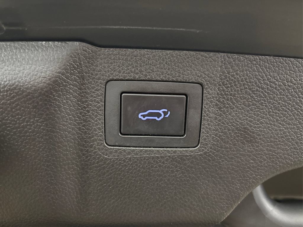 Used 2017 Hyundai Santa Fe SE w/ SE Premium Package 02 image 14