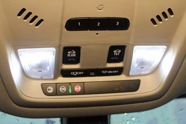 Used 2021 Buick Enclave Essence image 28