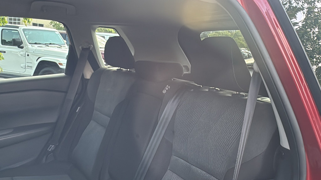 Used 2025 Nissan Rogue SV AWD/4WD image 25