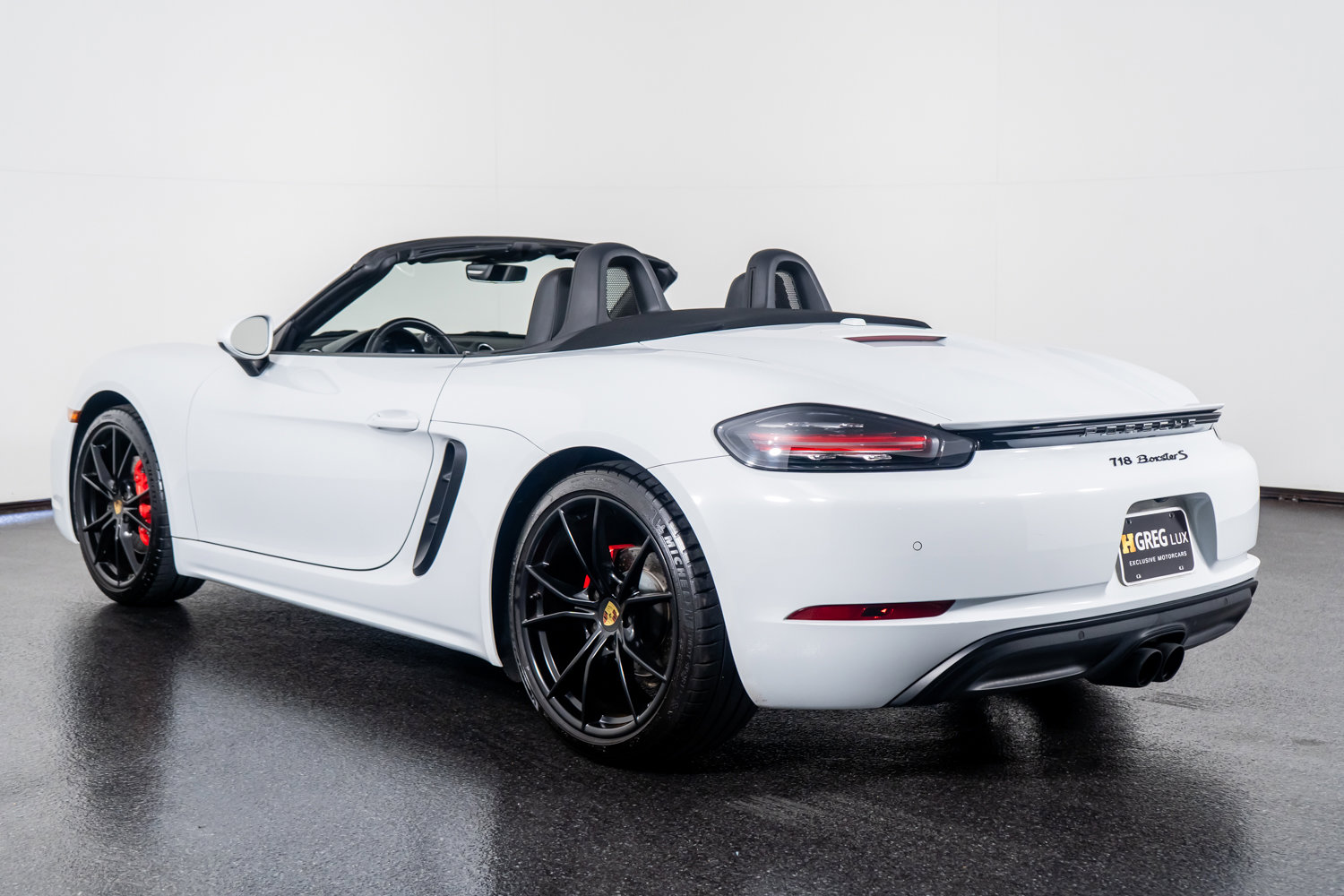Used 2022 Porsche 718 Boxster S image 16