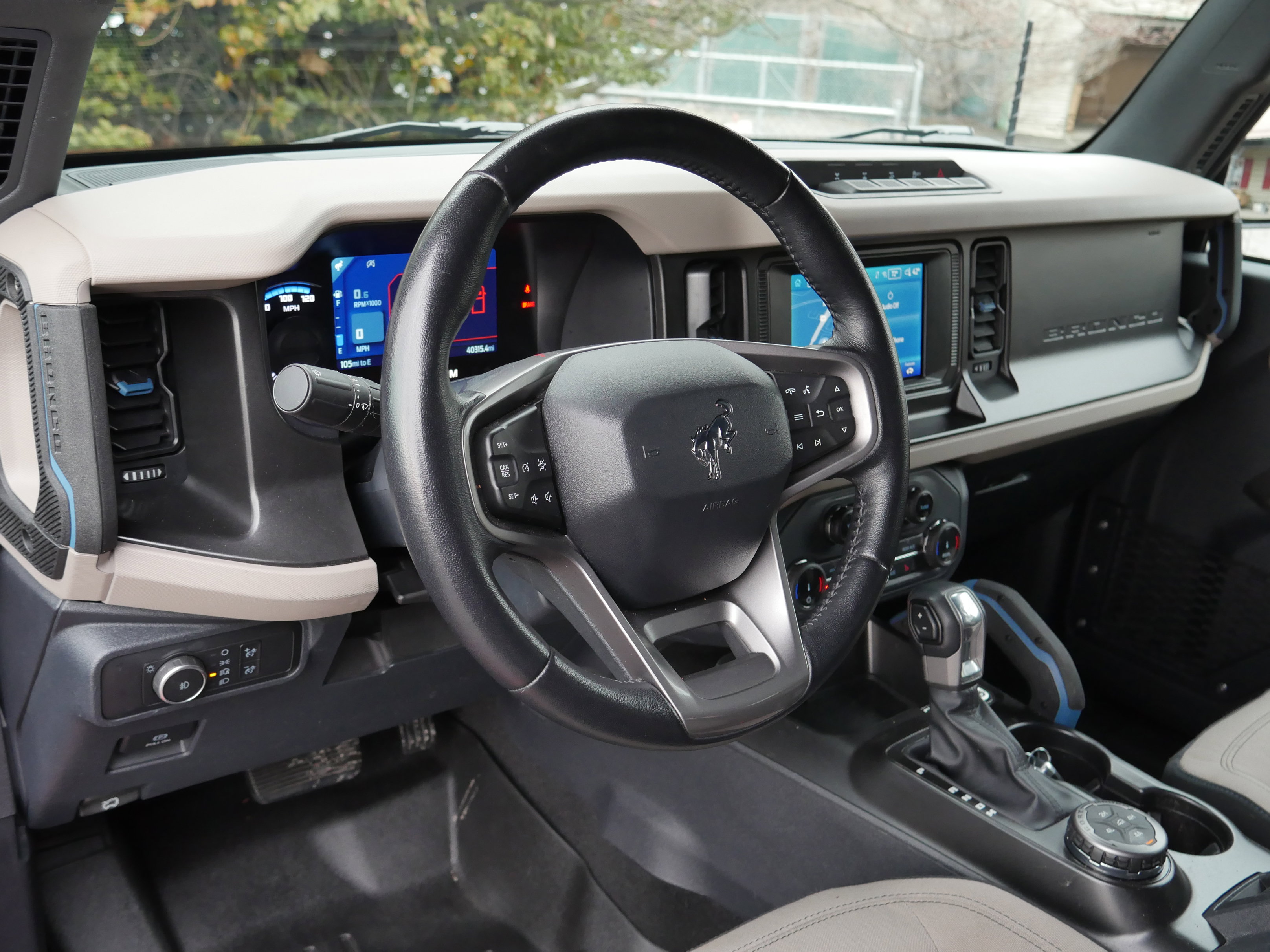 Certified 2022 Ford Bronco Wildtrak image 4