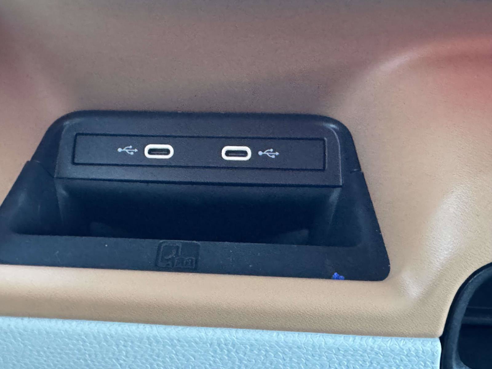 Certified 2025 Volkswagen ID. Buzz 1st Edition image 25