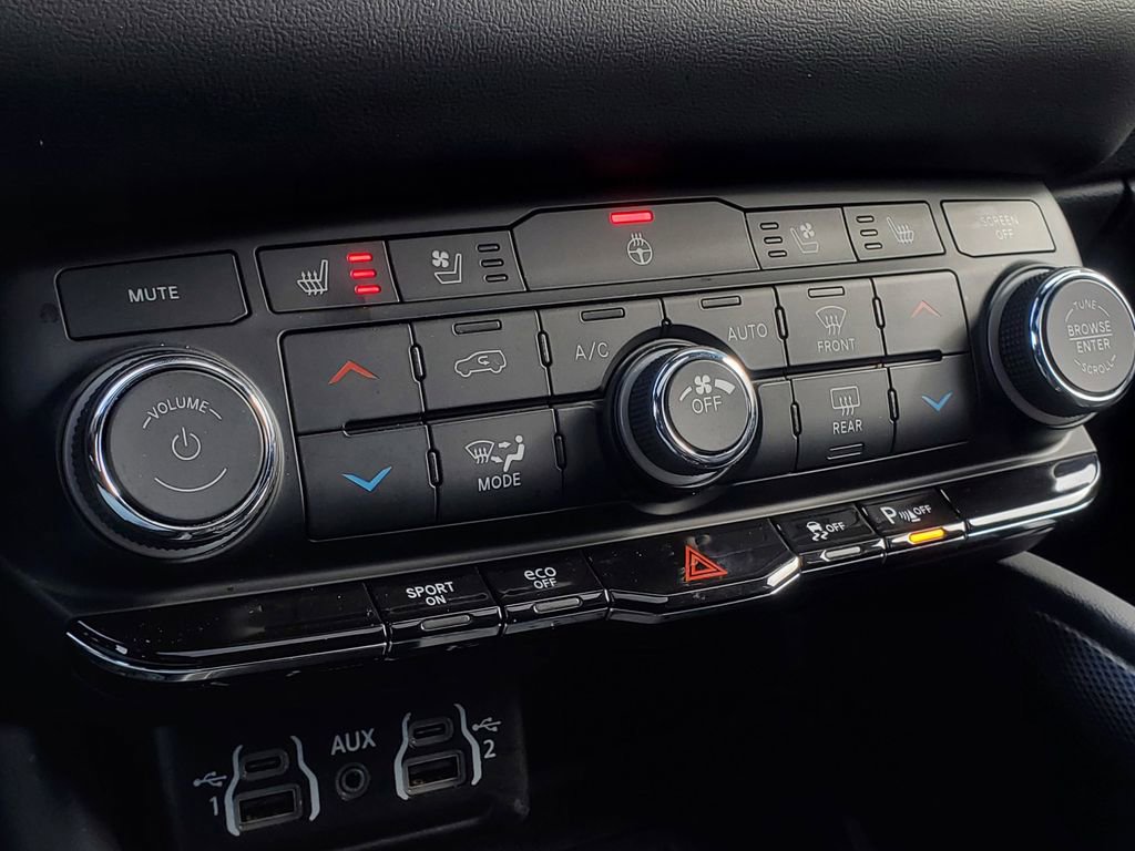 Used 2025 Dodge Durango R/T AWD/4WD image 26