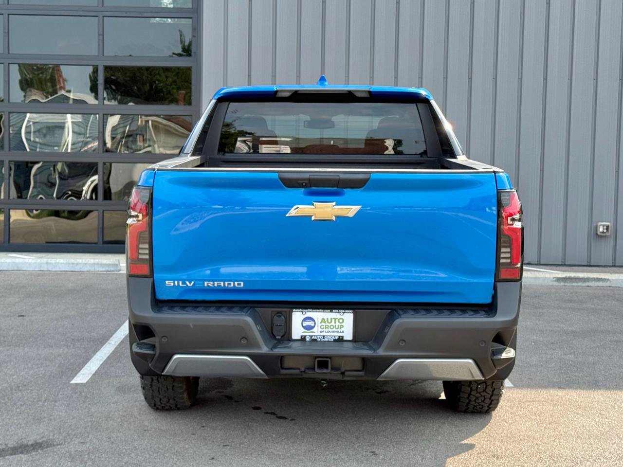 Used 2026 Chevrolet Silverado EV LT AWD/4WD image 5