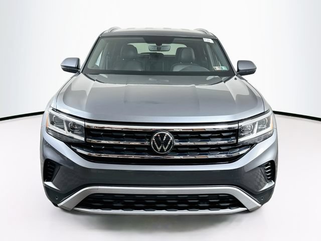 Certified 2023 Volkswagen Atlas Cross Sport SE AWD/4WD image 2