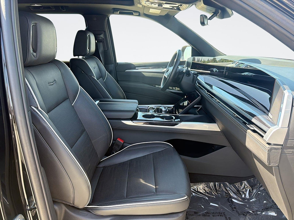 Certified 2025 Cadillac Escalade ESV Sport AWD/4WD image 29