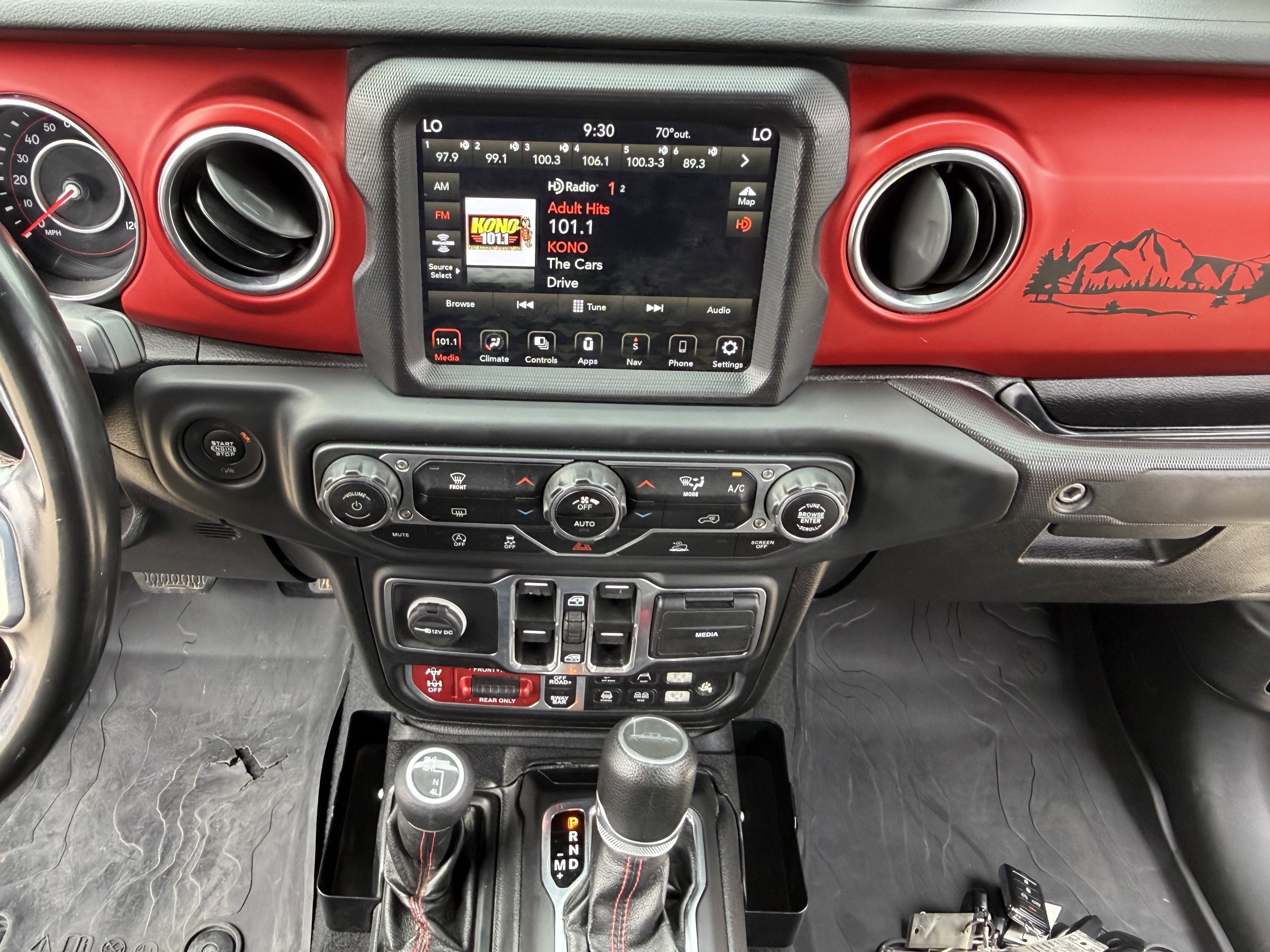 Used 2020 Jeep Gladiator Rubicon AWD/4WD image 19