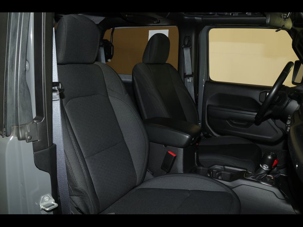 Used 2022 Jeep Wrangler Sport S image 26