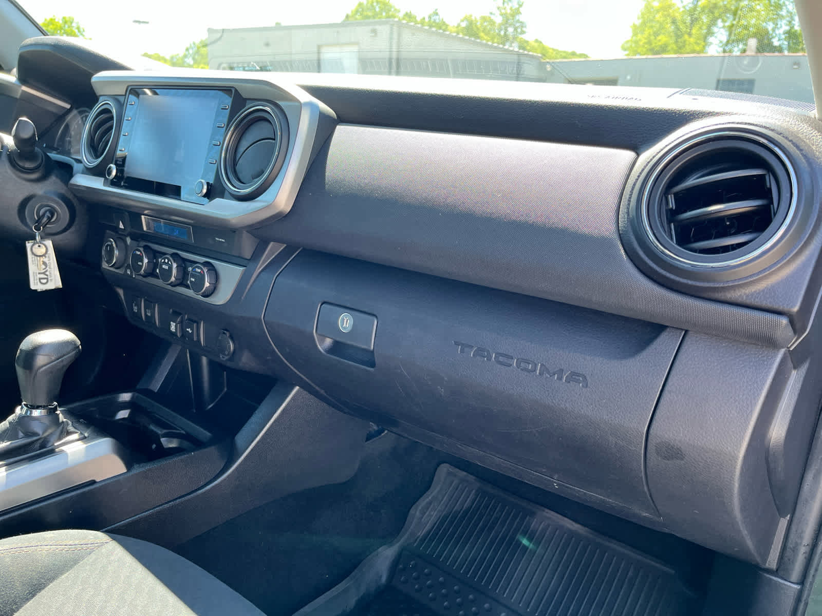 Used 2021 Toyota Tacoma SR5 w/ Trail Edition AWD/4WD image 34