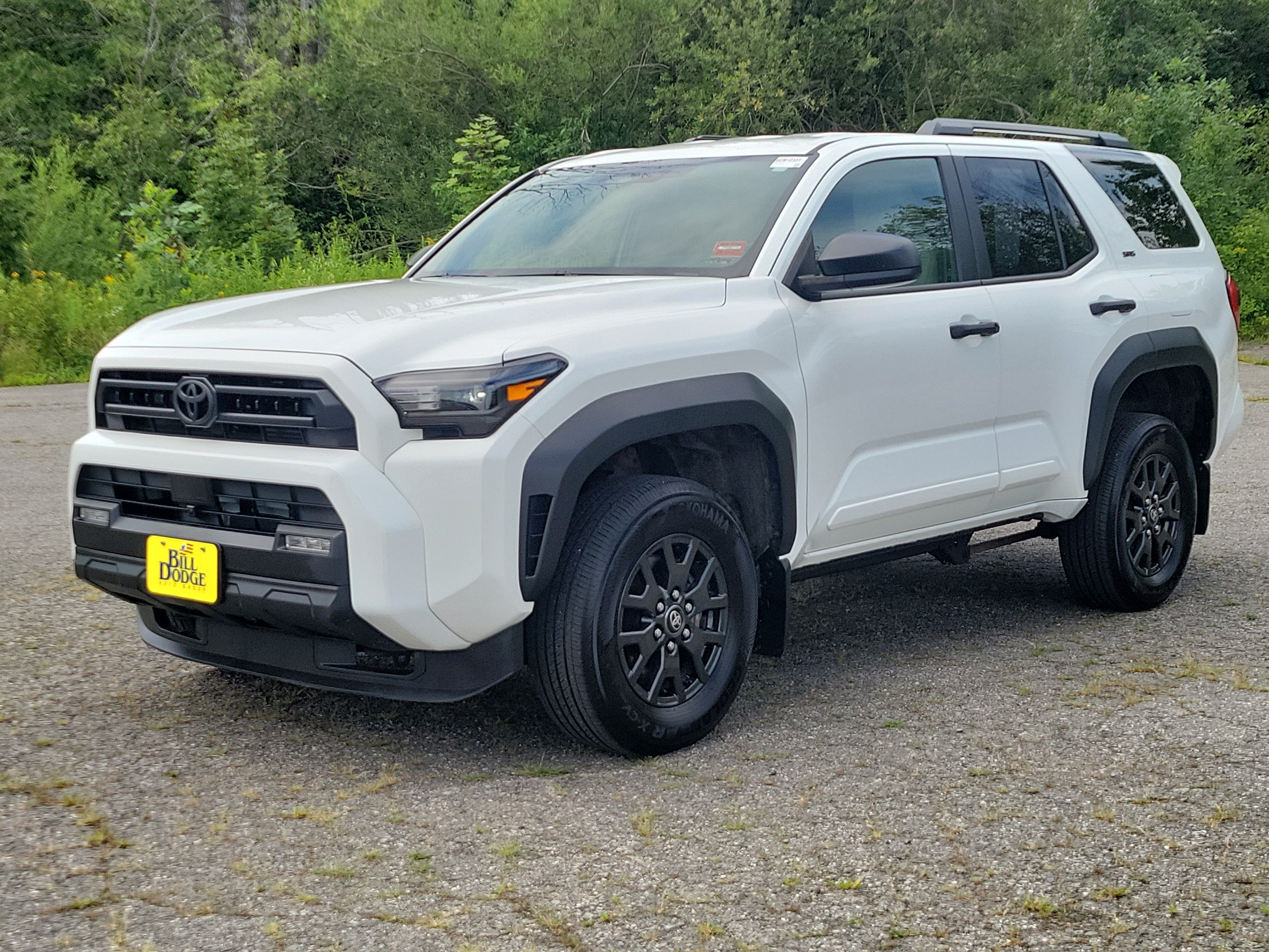 Used 2025 Toyota 4Runner SR5 AWD/4WD image 1