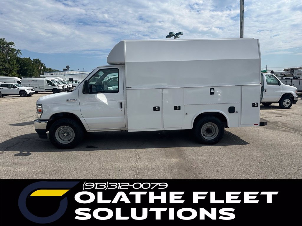 New 2025 Ford E-350 and Econoline 350 Super Duty w/ Power Equipment Group RWD image 3