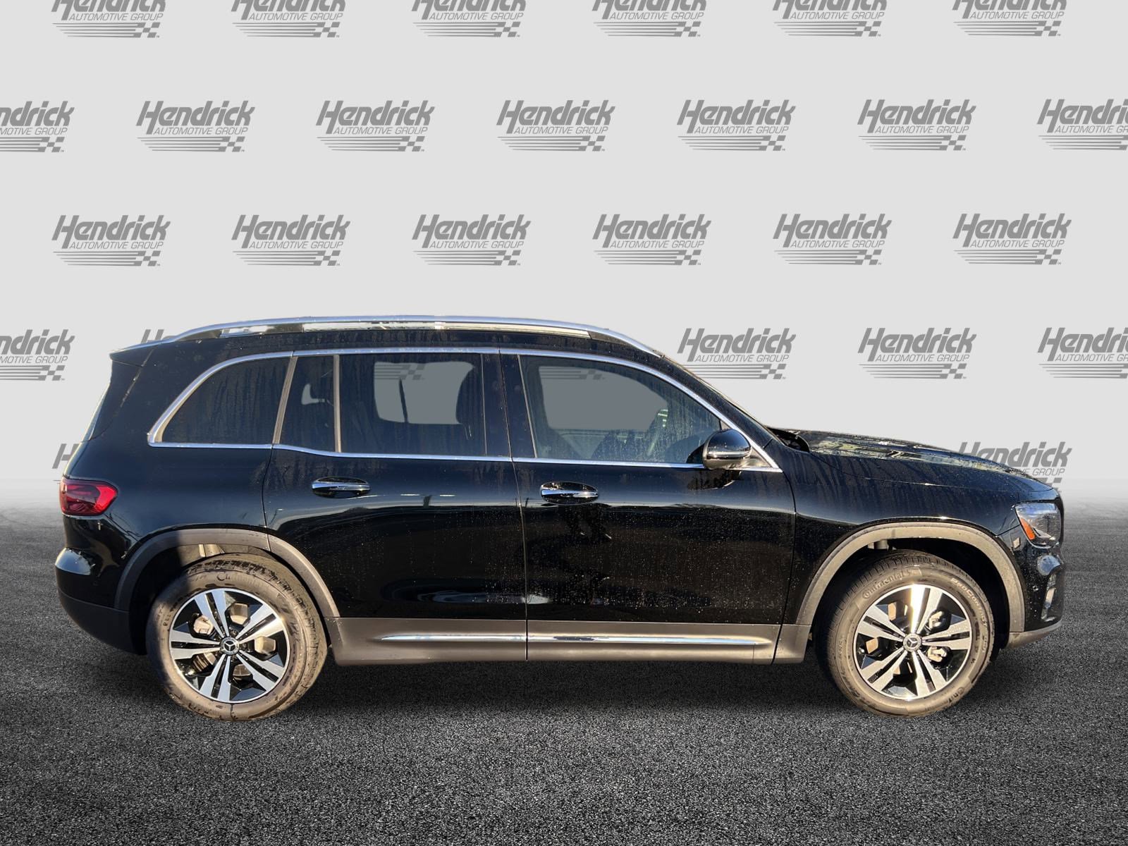 Certified 2025 Mercedes-Benz GLB 250 4MATIC image 11