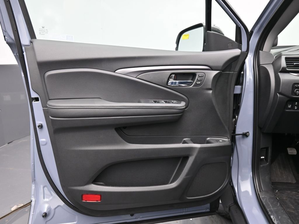 New 2026 Honda Ridgeline RTL image 30
