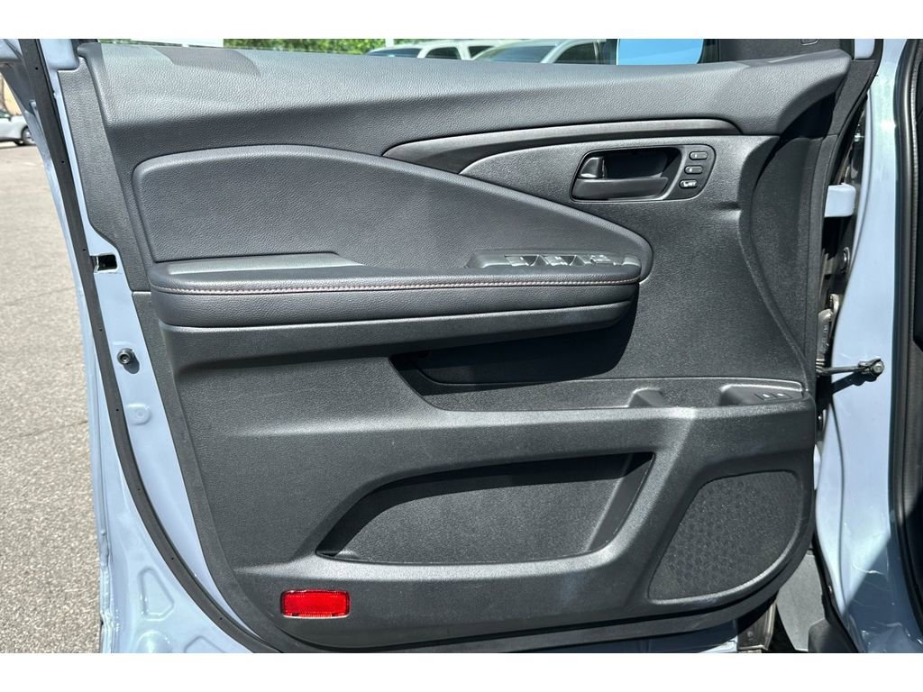 Used 2024 Honda Passport TrailSport image 11