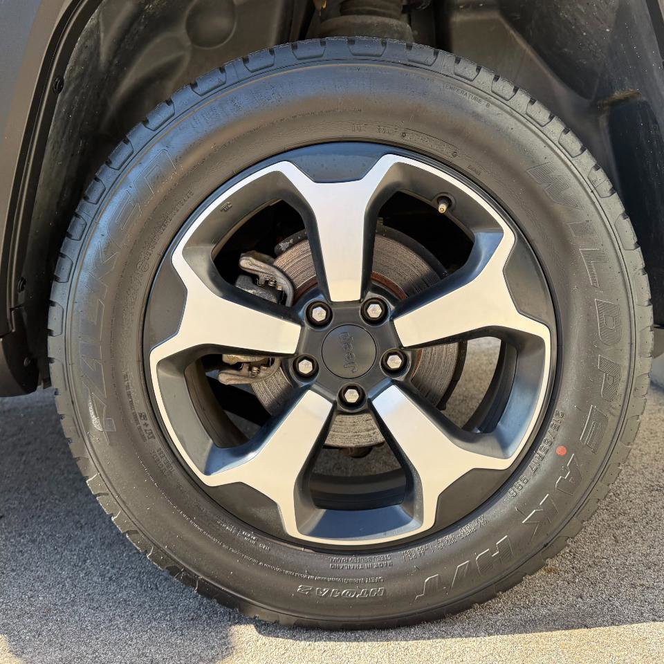 Used 2021 Jeep Renegade Trailhawk w/ Sun & Sound Group image 26