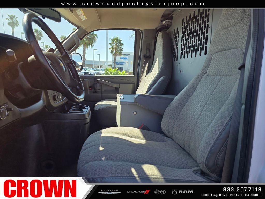 Used 2021 Chevrolet Express 2500 w/ Driver Convenience Package image 22