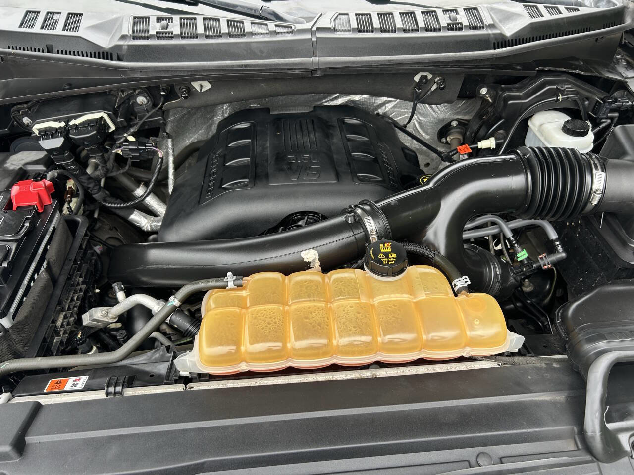 Used 2015 Ford F150 XLT w/ Equipment Group 302A Luxury image 24