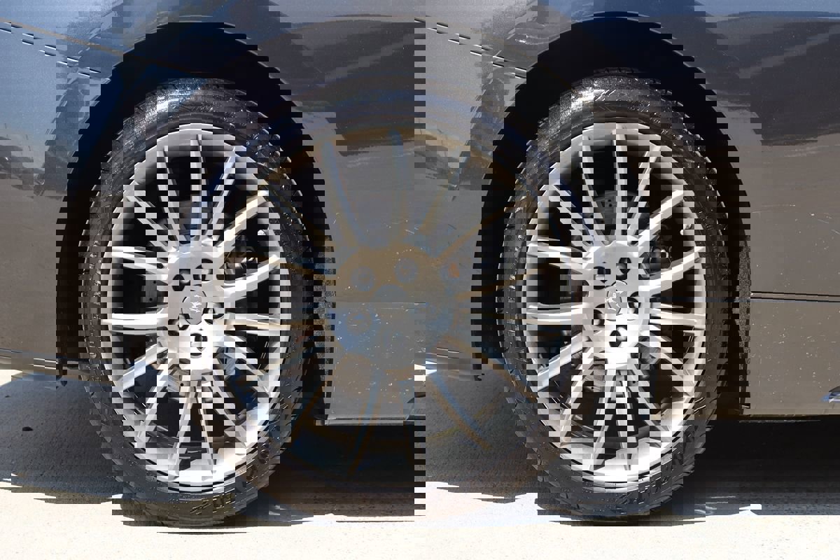 Used 2014 Maserati GranTurismo Sport image 38