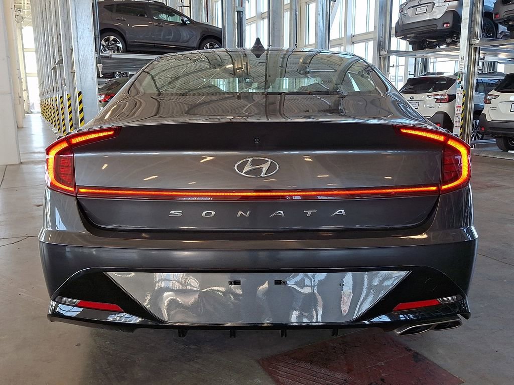Used 2022 Hyundai Sonata SEL w/ Winter Weather Package FWD image 7