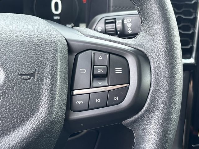 Used 2025 Ford Ranger Lariat w/ FX4 Off-Road Package image 23