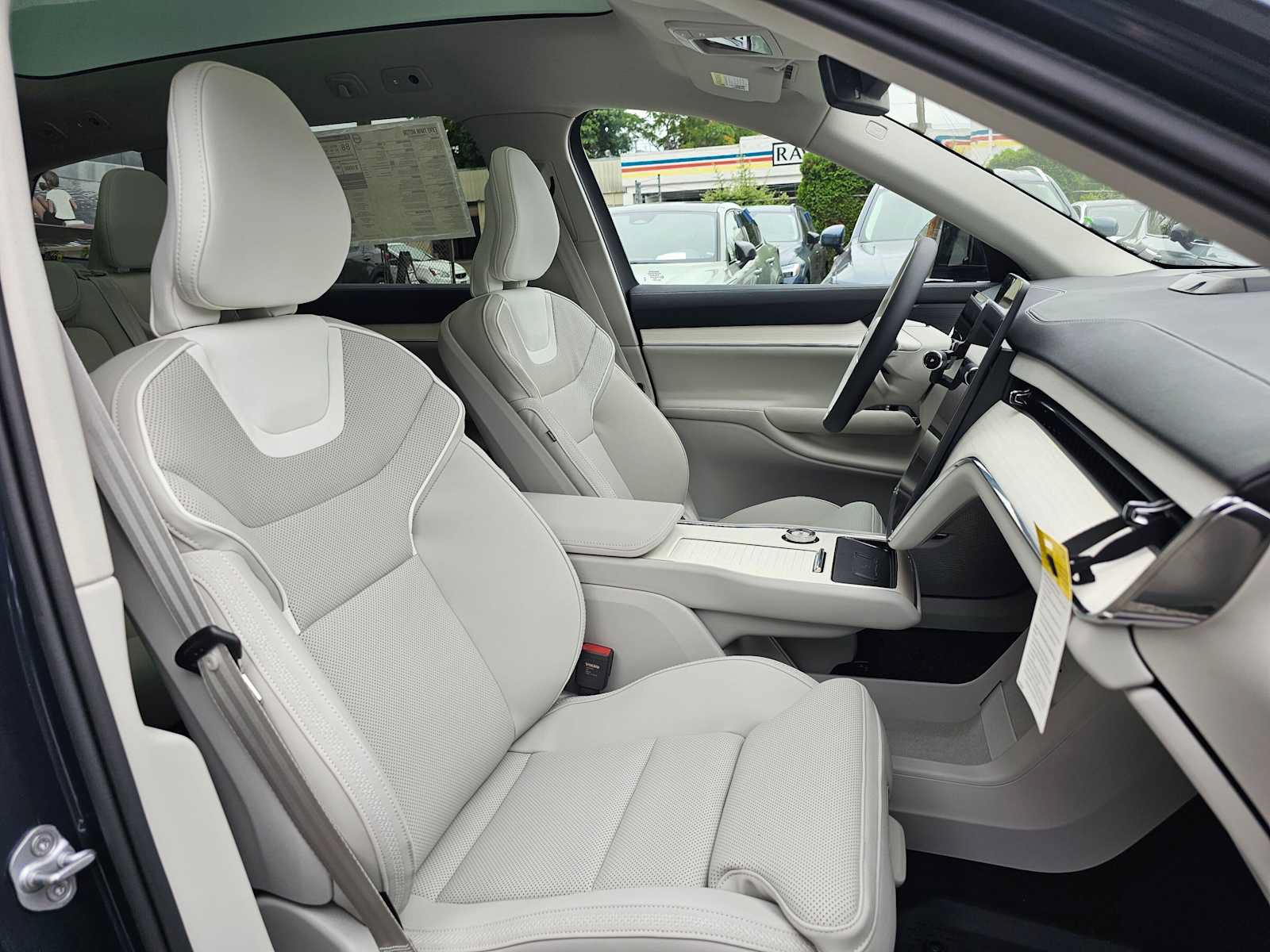 New 2026 Volvo EX90 Plus AWD/4WD image 11