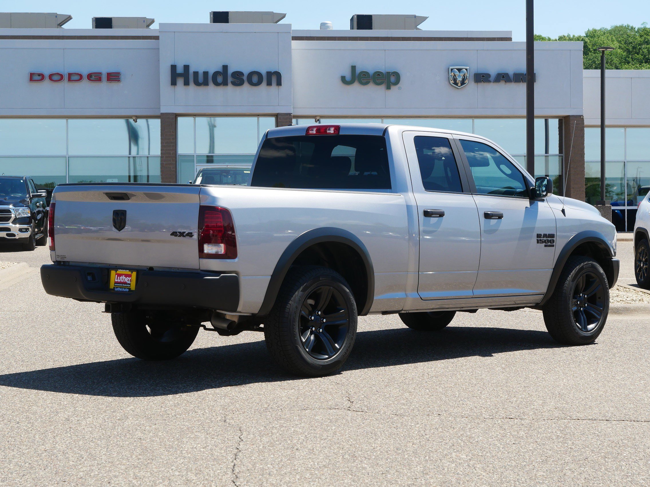 Used 2022 RAM 1500 Classic Warlock w/ Electronics Group AWD/4WD image 7