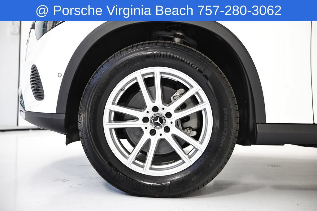 Used 2025 Mercedes-Benz GLC 300 4MATIC image 14
