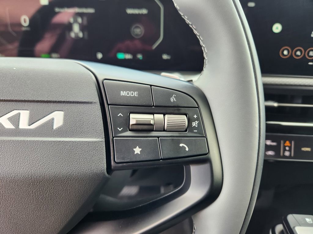 New 2025 Kia EV6 Wind image 15