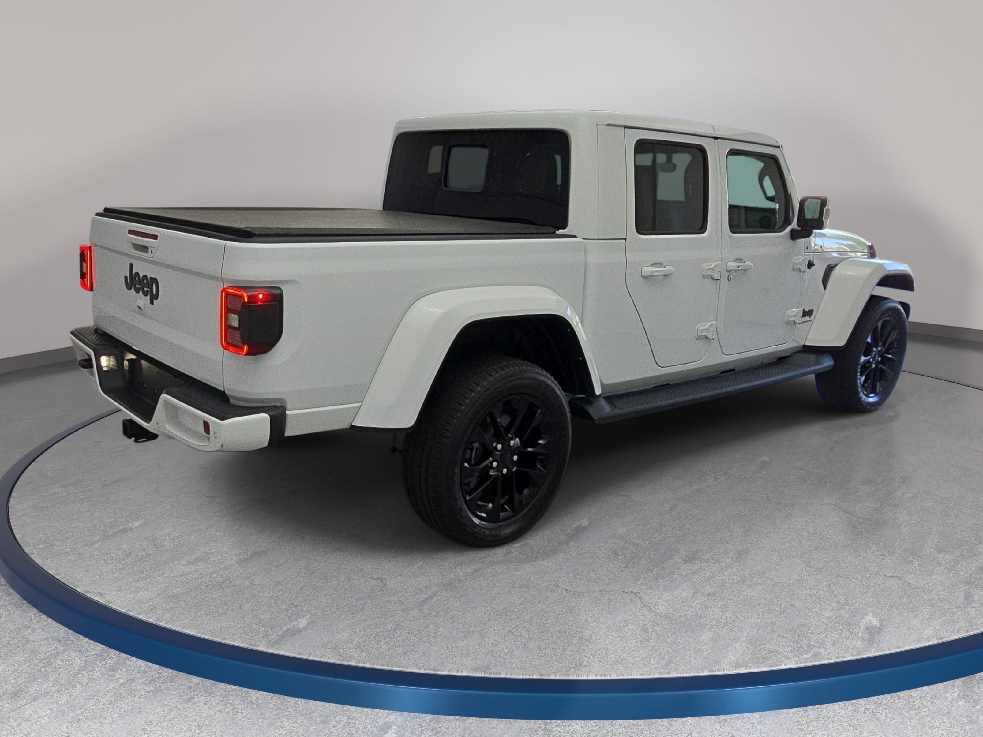 Used 2023 Jeep Gladiator Overland AWD/4WD image 5