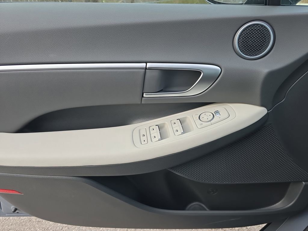New 2026 Hyundai Sonata SEL image 25