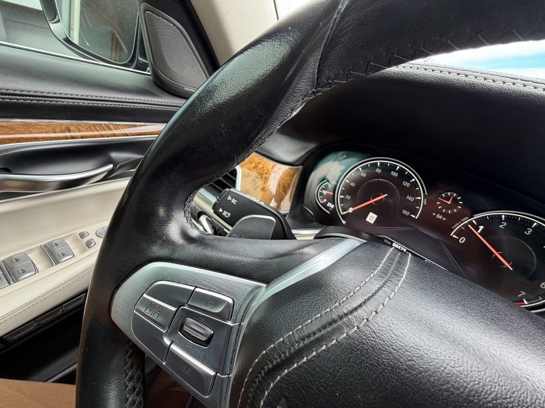 Used 2016 BMW 750i xDrive xDrive image 30