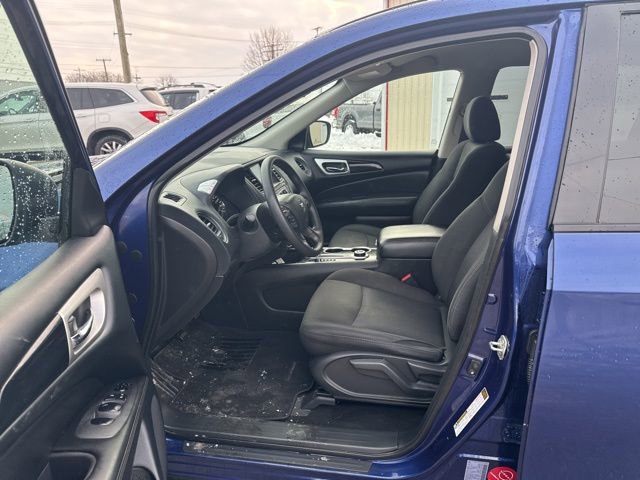 Used 2020 Nissan Pathfinder S AWD/4WD image 9