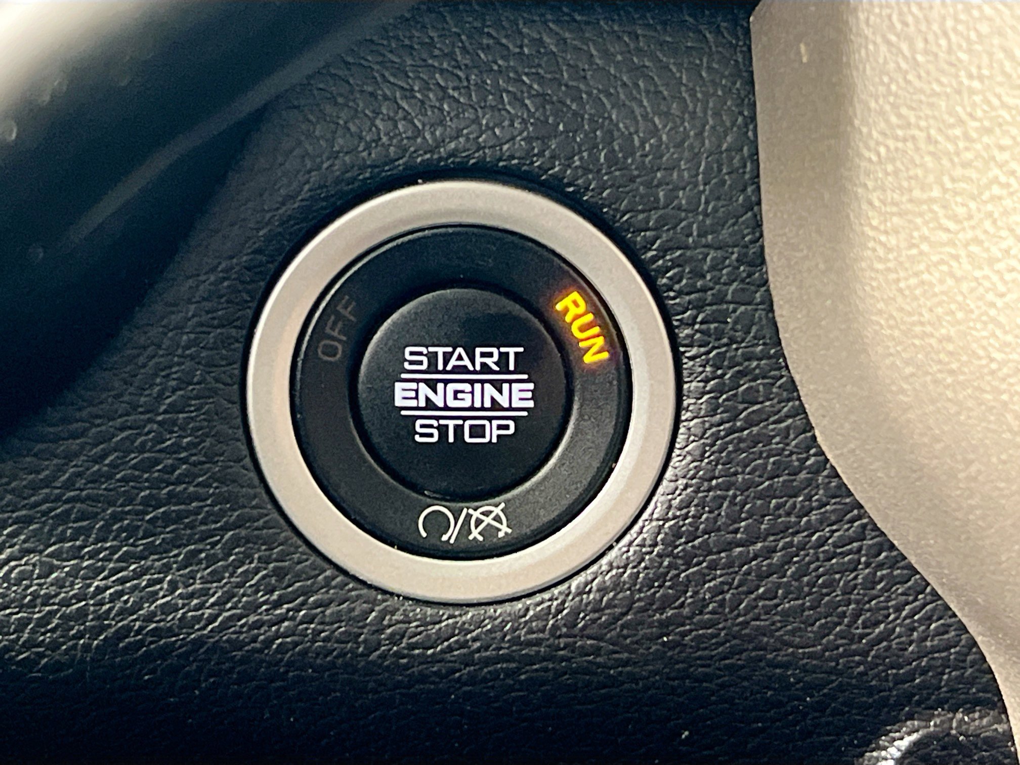 Used 2024 RAM 2500 Laramie image 24