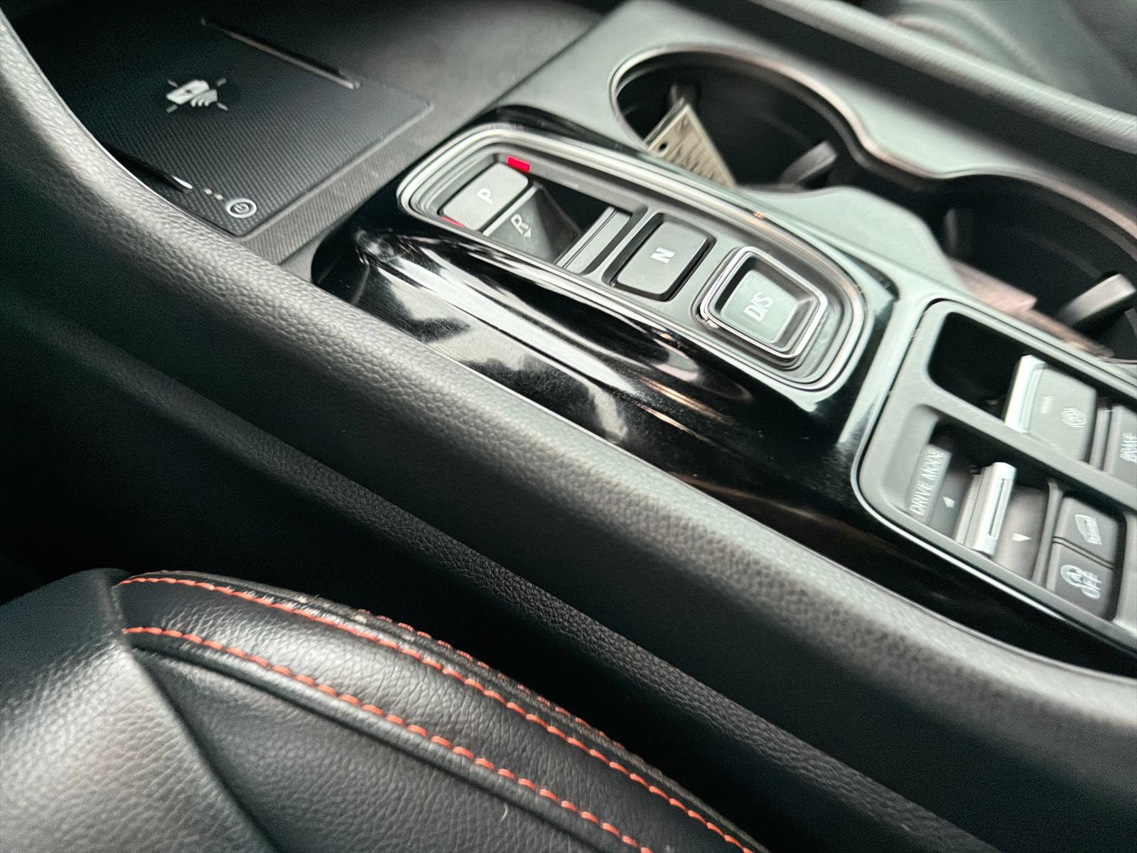 Used 2025 Honda Pilot TrailSport image 18