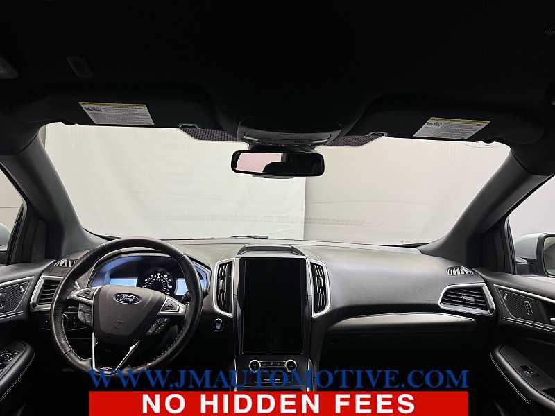 Used 2023 Ford Edge ST image 11