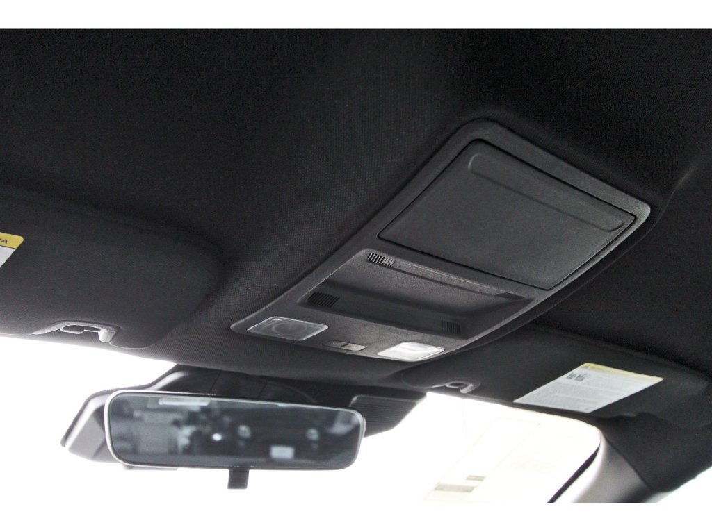 Used 2025 Ford Mustang Coupe RWD image 25