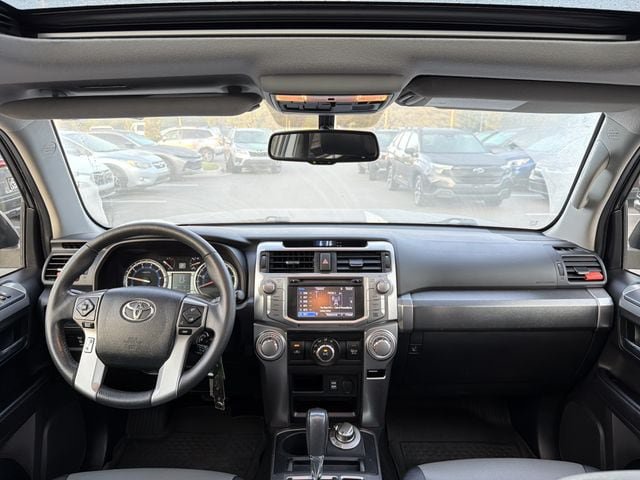 Used 2018 Toyota 4Runner SR5 Premium AWD/4WD image 19